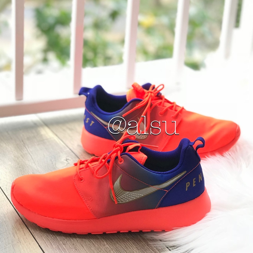 NWT Nike Roshe One PRM  WMNS - Picture 3 of 7